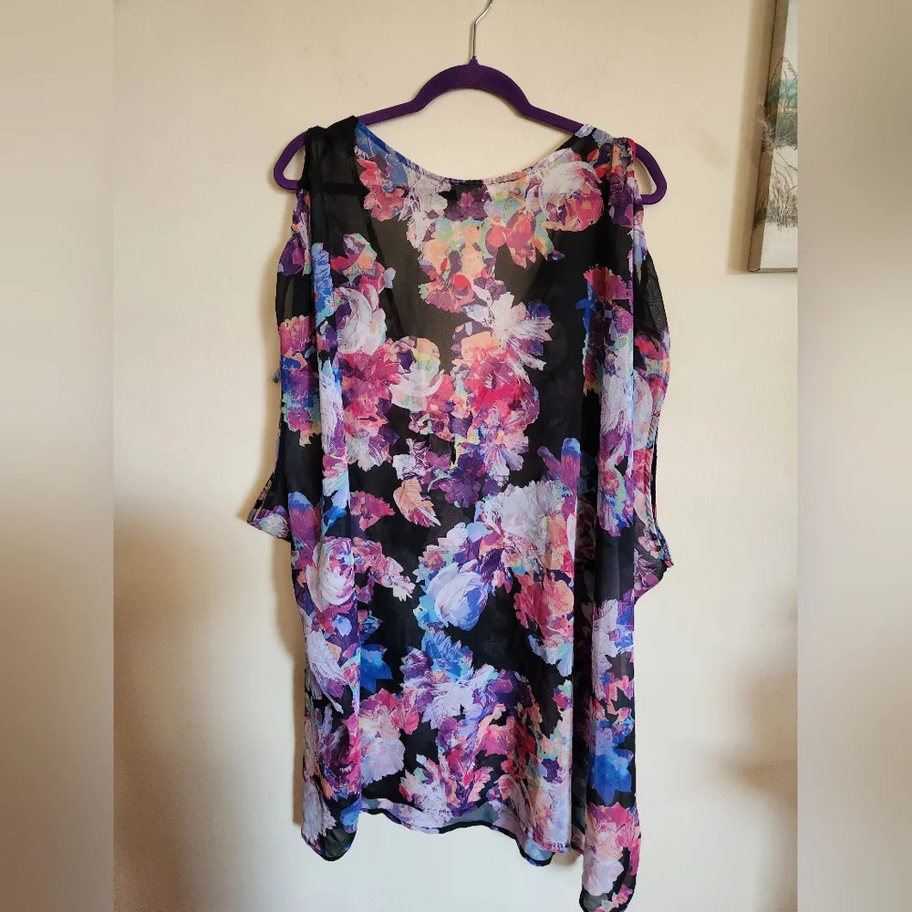 Bar III Floral Swimsuit Coverup Black Large